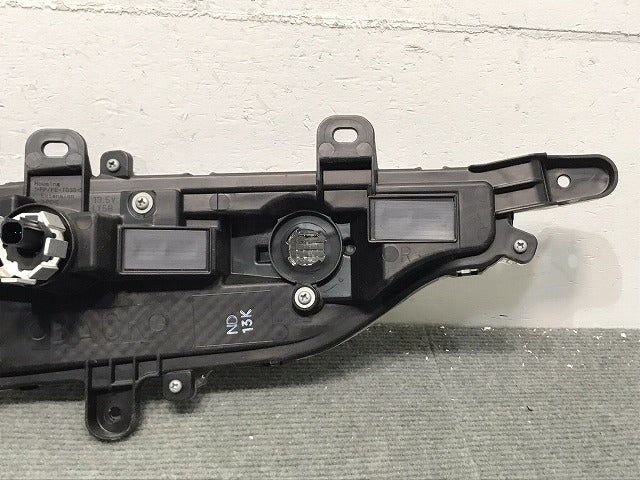 ハリアー ハイブリッド/80/AXUH80/AXUH85/MXUA80/MXUA85 純正 右ウィンカー LED ターンシグナルランプ バックランプ STANLEY48-240(118684)