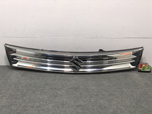 パレット PALETTE SW/MK21S 純正 フロントグリル/ラジエターグリル/ラジエーターグリル 72110-82K31 スズキ SUZUKI (118925)