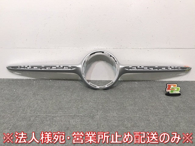 新品! CLAクラス/C118/W118 純正 フロントグリル/ラジエターグリル/ラジエーターグリル トリム A 118 888 01 00 メルセデスベンツ (118959)