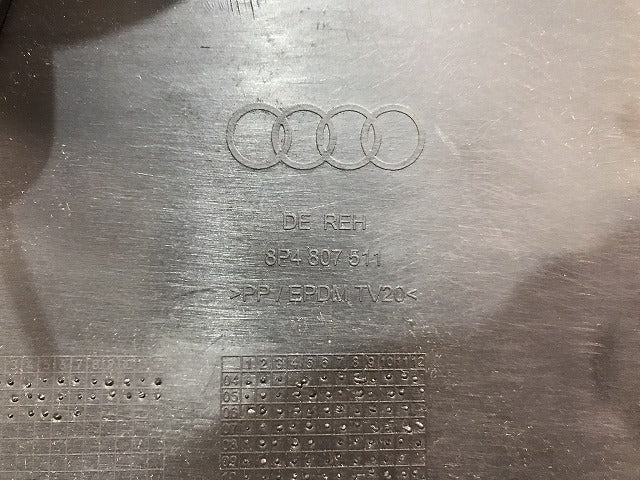 新品! A3(A5)/8P系 純正 リアバンパー 8P4 807 511 未塗装 アウディ Audi (119059)