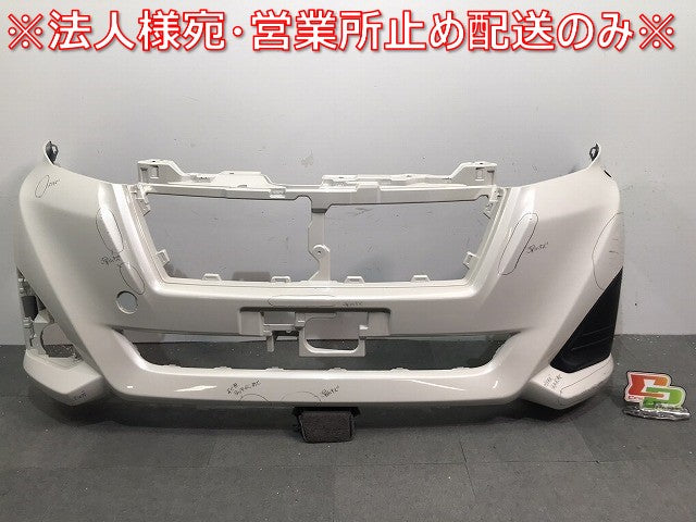 ルーミー M900A/M910A 純正 前期 フロント バンパー 52119-B1350/60 パールホワイトⅢ W24 トヨタ(119094)