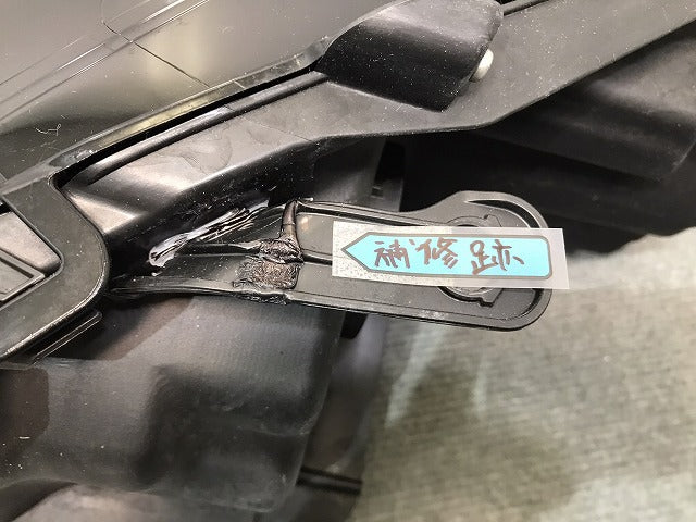 カムリ/ハイブリッド /AXVH75/AXVH70 純正 中期 右 ヘッドライト/ランプ LED 刻印H KOITO 33-275 81145-33E72 トヨタ(119126)