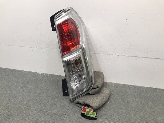 デイズルークス/EKスペース/B21A/B11A 純正 前期 右テールランプ/ライト/レンズ ハロゲン IMASEN 1146-398 日産 (119172)