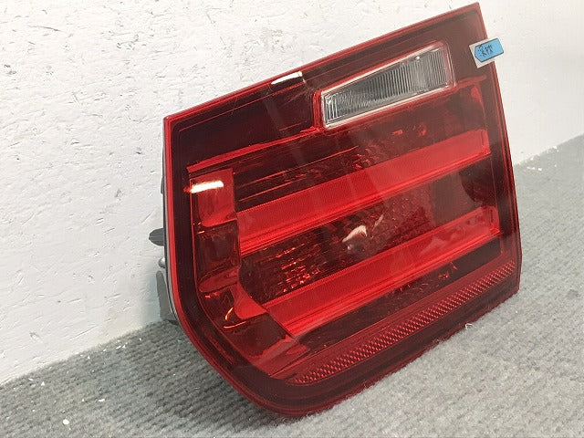 3シリーズ/F30/F31 純正 前期 右テールランプ/ライト/レンズ LED 183611-12/7259916-10 BMW (119204)