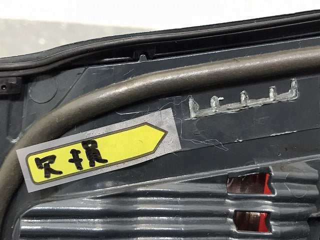 3シリーズ/F30/F31 純正 前期 右テールランプ/ライト/レンズ LED 183611-12/7259916-10 BMW (119204)