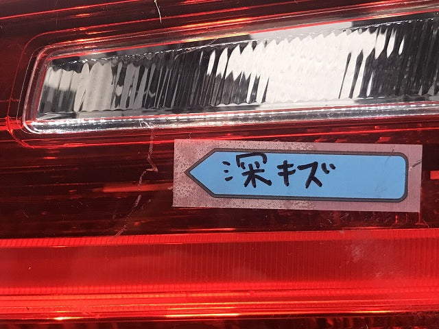 3シリーズ/F30/F31 純正 前期 右テールランプ/ライト/レンズ LED 183611-12/7259916-10 BMW (119205)