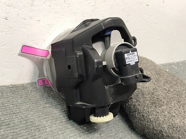 プリウス/ZVW30/ノア/ヴォクシー/80/等 純正 右フォグランプ/ライト/レンズ ハロゲン KOITO 12-580 トヨタ (119230)
