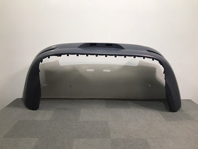 新品! パサート/3C/2009-2012 純正 リアバンパー 3C8 807 421 A 3C8807421FGRU 未塗装 フォルクスワーゲン (119253)