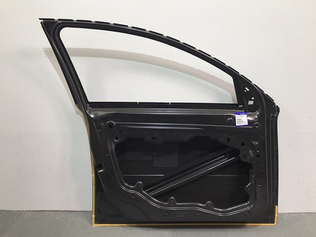 新品! V50/MB系/2004-2012 純正 左フロント ドア 31335440 未塗装 ボルボ (119443)