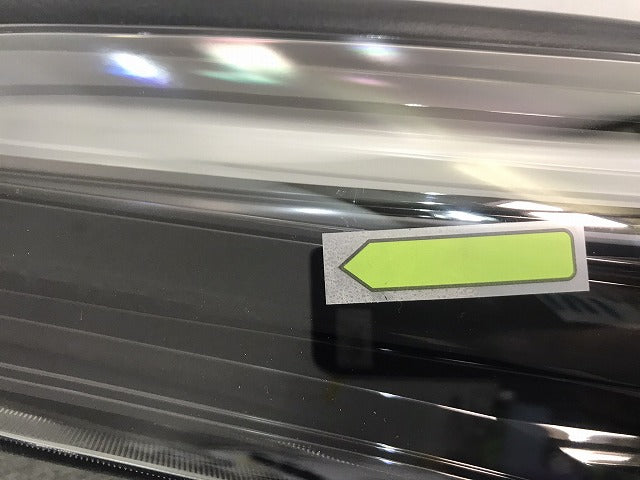 C-HR/CHR/ZYX10/ZYX11/NGX50/NGX10 純正 後期 右ヘッドライト/ランプ LED 刻印K KOITO 10-116 トヨタ TOYOTA (119563)