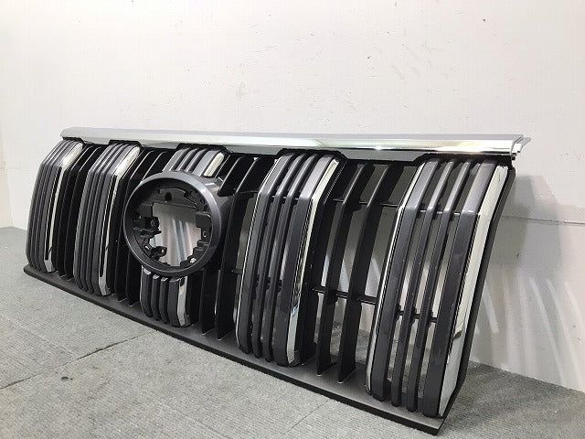 新車取外 ランドクルーザー/ランクル/プラド/150系/TRJ150/GDJ GRJ150/151 純正 後期 フロントグリル 53111-60C10/53101-60J20 (119659)