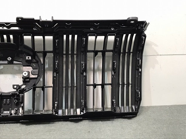 新車取外 ランドクルーザー/ランクル/プラド/150系/TRJ150/GDJ GRJ150/151 純正 後期 フロントグリル 53111-60C10/53101-60J20 (119659)
