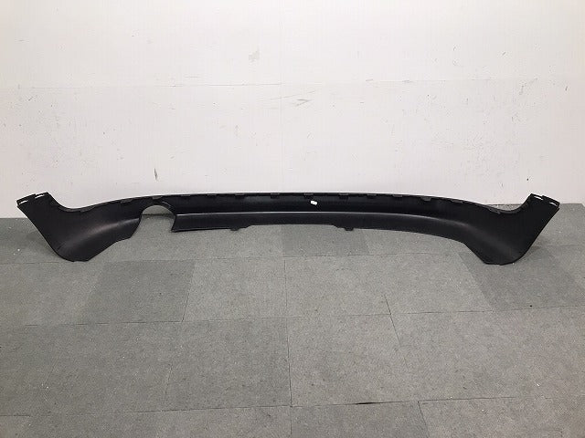 新品! クラブマン/R55 純正 リアスポイラー バンパーガーニッシュ/ディフューザー/アンダー/下部 51127167586 51122754259 ミニ (119699)