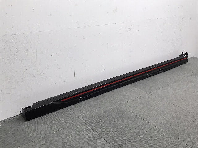 キャスト/ピクシスジョイ/LA250S/LA260S/LA250A/L260A 純正 右サイドステップ/サイドスカート 75805-B2050/7580-5L050 ブラック(119873)