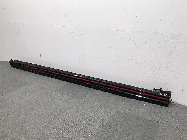 キャスト/ピクシスジョイ/LA250S/LA260S/LA250A/L260A 純正 右サイドステップ/サイドスカート 75805-B2050/7580-5L050 ブラック(119873)