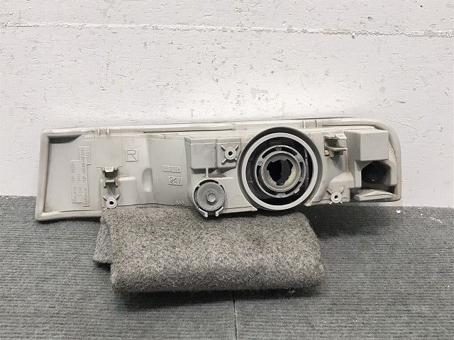 ムーヴコンテ/ピクシススペース/L575S/L585S/L575A/L585A 純正 後期 右フォグランプ ハロゲン KOITO 114-51099 81211-B2080 (119897)