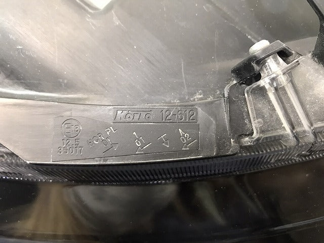 カローラスポーツ/210/NRE210H/NRE214H/ZWE211H 純正 右ヘッドライト/ランプ LED 刻印N KOITO 12-612 トヨタ (119903)