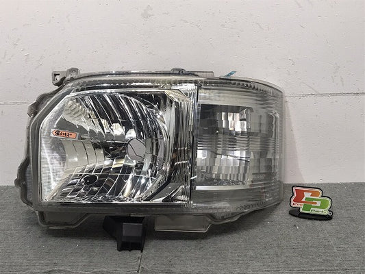ハイエース/レジアスエース200系/4型/5型/6型/標準/ワイド 純正 左ヘッドライト/ハロゲン レベライザー KOITO 26-131 81170-26721(120088)