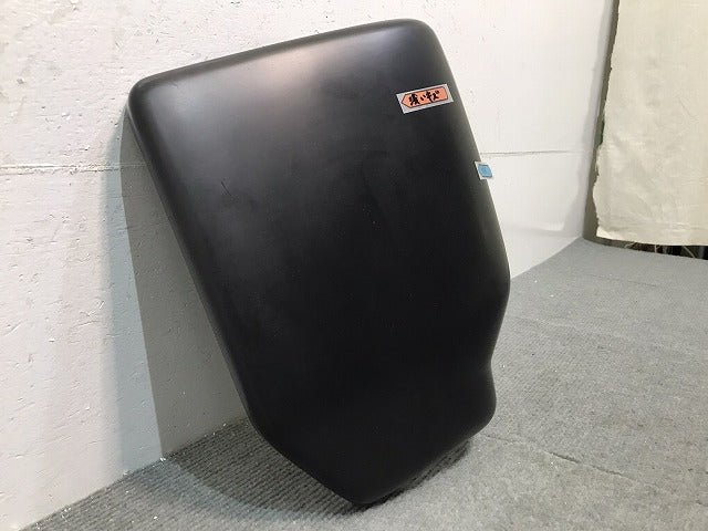 新品 コンドル/2代目「さわやかコンドル」(1983年-1993年) 純正 右フロントコーナーバンパー 62802 Z5002 62820-Z5002 日産UD (120243)