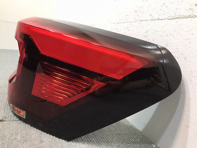 ライズ/ロッキー/A200A/A210A/A200S/A210S 純正 右テールランプ/ライト/レンズ ハロゲン LED ICHIKOH D248 81551-B1200 トヨタ (120277)