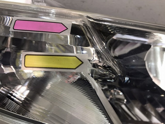 ルーミー/ジャスティ/M900A/M910A/M900F/M910F 純正 前期 右ヘッドライト/ランプ ハロゲン レベライザー STANLEY W3920 トヨタ (120473)