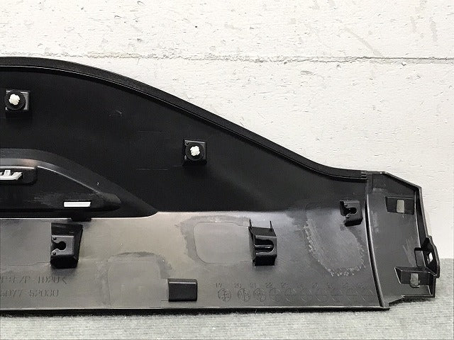 新車取り外し!ヤリスクロス/XPB10 MXPB15 MXPJ10 MXPJ15 純正 右リア サイドステップ/サイドパネル 75077-52030 素地 トヨタ (120480)