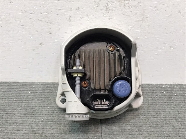 ハスラー/フレアクロスオーバー/N-BOX/スペーシア/タントカスタム/ムーヴ/ワゴンR 純正 右フォグランプ LED 汎用品 114-11092 (120509)