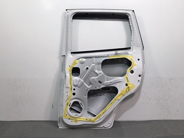 デイズ/EKワゴン/B21W/B11W 純正 右リア ドア バイザー付 ホワイトパール(3コートパール) カラーNo.SLN 日産 (120635)