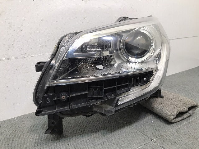 デイズルークス ハイウェイスター/ekスペース カスタム/B21A/B11A 純正 前期 左ヘッドライト キセノン HID レベライザー 100-67053(120670)