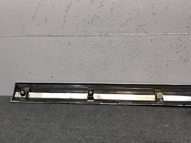 ハリアー/ハイブリッド/60系/ZSU60W/65W/ASU60W/65W/AVU65W 純正 前期 左フロントドア メッキモール/プロテクター 75732-48070 (120706)