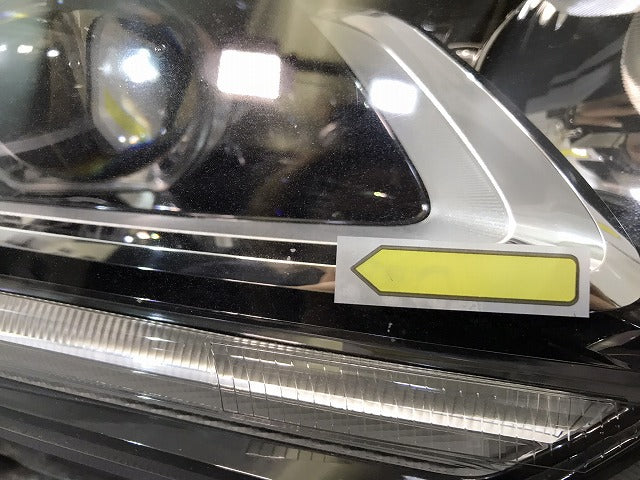 フリード FREED/GB5/GB6/GB7/GB8 純正 右ヘッドライト/ランプ LED レベライザー STANLEY W2172 ホンダ HONDA (120727)