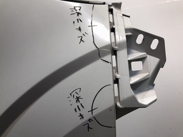 アルト/キャロル/HA36S/HA36V 純正 右フロントフェンダー 57611-74P0 スペリアホワイト カラーNo.26U スズキ SUZUKI (120804)