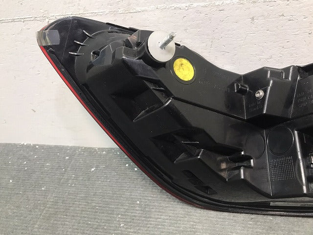 3シリーズ/G20/G21 純正 右テールランプ/ライト/レンズ LED HELLA 2SD 013 176-02/2SD01317602 BMW (120870)