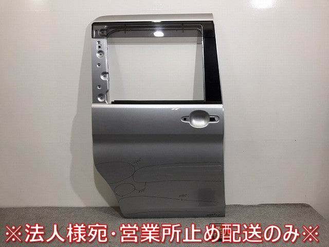 タント TANTO/LA600S/LA610S 純正 右リア スライドドア バイザー付 ブライトシルバーメタリック カラーNo.S28 ダイハツ DAIHATSU (120879)