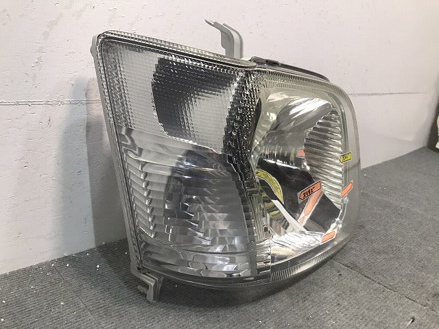 ハイゼット/サンバーバン/ピクシスバン/S320/S321/S330/S331 純正 後期 右ヘッドライト/ランプ ハロゲン レベライザー 100-51393 (120900)