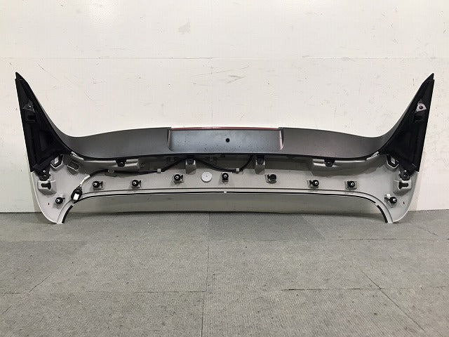 新車取り外し ヴェゼル/VEZEL/RV3/RV4/RV5/RV6 純正 リアスポイラー ルーフスポイラー/ウィング 74900-3M0 ホワイトパール NH609P (120985)