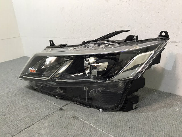 セレナ ハイウェイスター/S/X/G/XV/C27/GC27/GFC27/GNC27/GFNC27 純正 前期 左ヘッドライト LED レベライザー 刻印Z 100-23721 (121117)