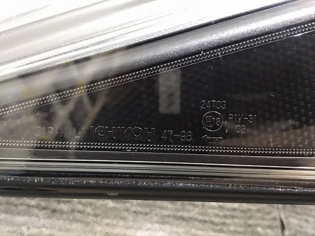 プリウス PHV/ZVW52/GRスポーツ 純正 後期 左テールランプ/ライト/レンズ LED 刻印H ICHIKOH 47-96/82560-47440 トヨタ TOYOTA (121124)