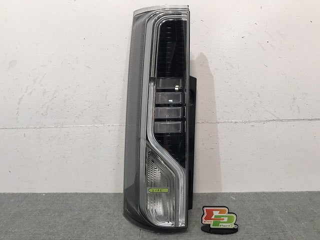 スペーシアカスタム/フレアワゴンカスタムスタイル/MK53S/MM53S 純正 左テールランプ/ライト LED KOITO 220-5938M 35670-79R51 (121135)