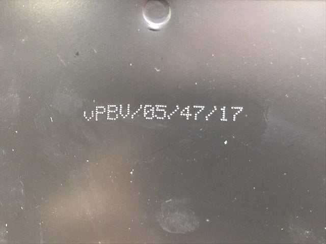 新品! TT(A5)/8J 系/2006-2015 純正 右フロントドア 8J0831052A 未塗装 アウディ Audi (121157)