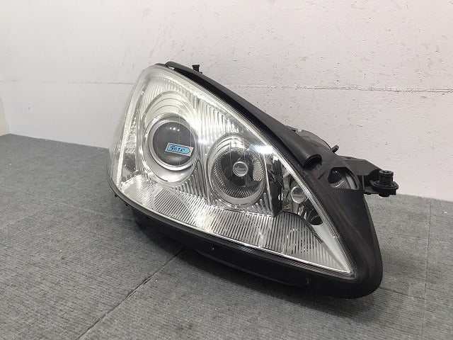 Sクラス/W221/2005y-2009y 純正 前期 右ヘッドライト/ランプ キセノン HID A 221 820 10 61/A221 826 02 58 メルセデスベンツ (121211)