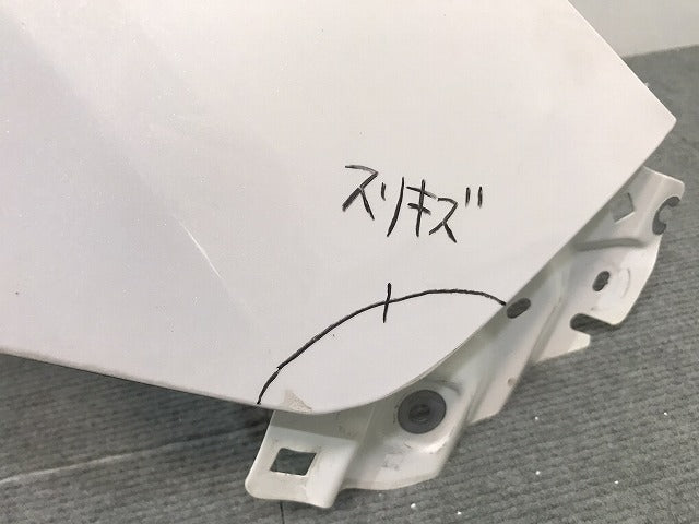 プレマシー PREMACY/CREW/CR3W 純正 右フロントフェンダー C235-52-111C クリスタルホワイトパールマイカ カラーNo.34K マツダ (121302)