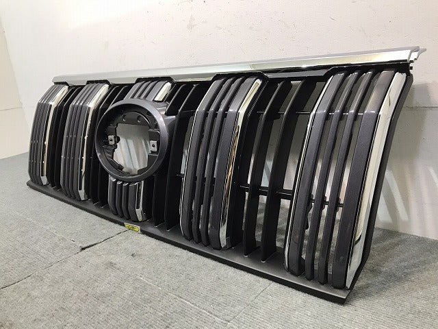 新車取り外し ランドクルーザー/ランクル/プラド/150系/TRJ150W/GDJ150W/151W/GRJ150W/151W 純正 後期 フロントグリル 53111-60B20(121321)