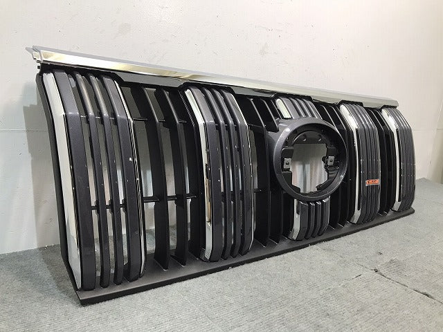 新車取り外し ランドクルーザー/ランクル/プラド/150系/TRJ150W/GDJ150W/151W/GRJ150W/151W 純正 後期 フロントグリル 53111-60B20(121322)