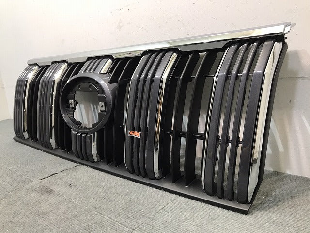 新車取り外し ランドクルーザー/ランクル/プラド/150系/TRJ150W/GDJ150W/151W/GRJ150W/151W 純正 後期 フロントグリル 53111-60B20(121322)