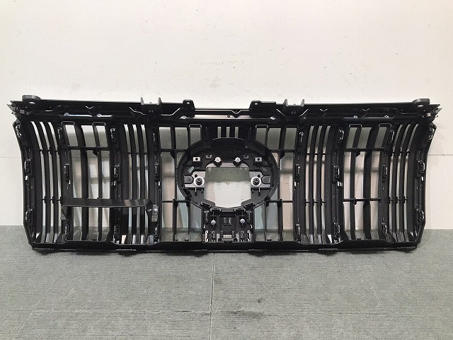 新車取り外し ランドクルーザー/ランクル/プラド/150系/TRJ150W/GDJ150W/151W/GRJ150W/151W 純正 後期 フロントグリル 53111-60B20(121322)