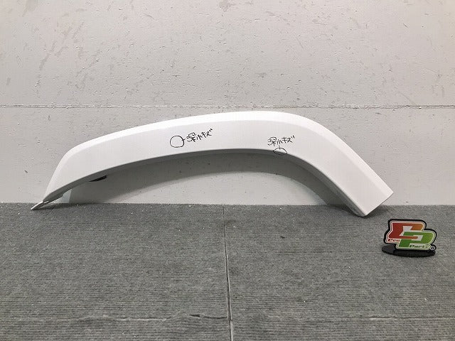 ランドクルーザー/ランクル/FJA300W/VJA300W 純正 左リア ドア/オーバーフェンダー/フェンダーアーチモール 75078-60060 パール (121342)