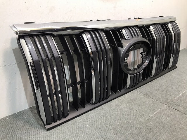 新車取り外し ランドクルーザー/ランクル/プラド/150系/TRJ150W/GDJ150W/151W/GRJ150W/151W 純正 後期 フロントグリル 53111-60B20(121379)