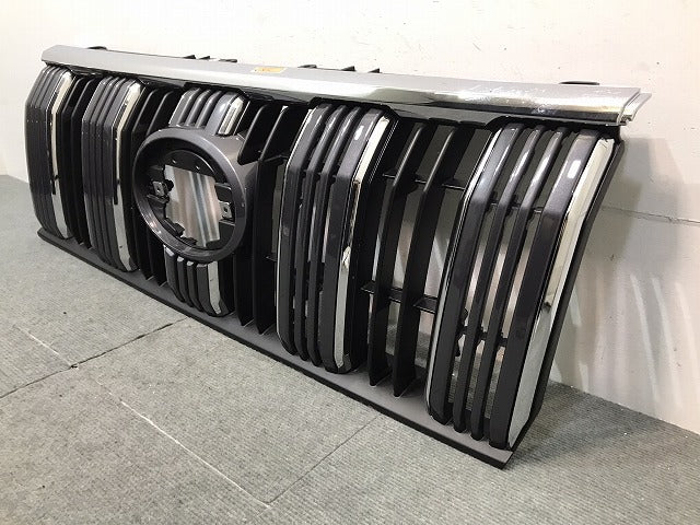 新車取り外し ランドクルーザー/ランクル/プラド/150系/TRJ150W/GDJ150W/151W/GRJ150W/151W 純正 後期 フロントグリル 53111-60B20(121379)