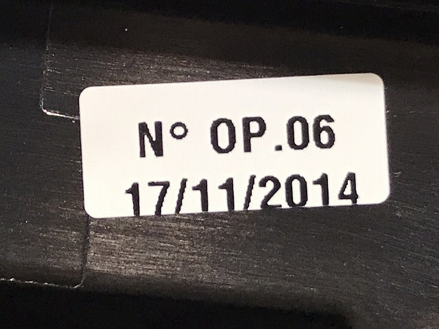 新品 XC60/DB系/2009-2013 純正 前期 フロントグリル 31290999/31284337/31386997/30764558 V31290999 ボルボ (121383)